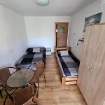 度假村 Pod Debami *