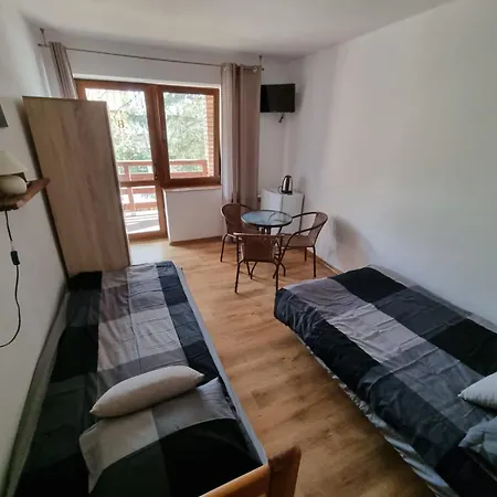 Pod Debami * Pobierowo