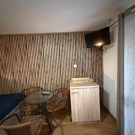 Feriested Pod Debami Pobierowo