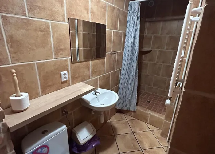 Pod Debami * Pobierowo